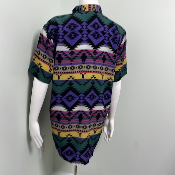 Wesc Oden Southwestern Blanket Print Collared Short-Sleeve Button-Down Shirt - Picture 4 of 9